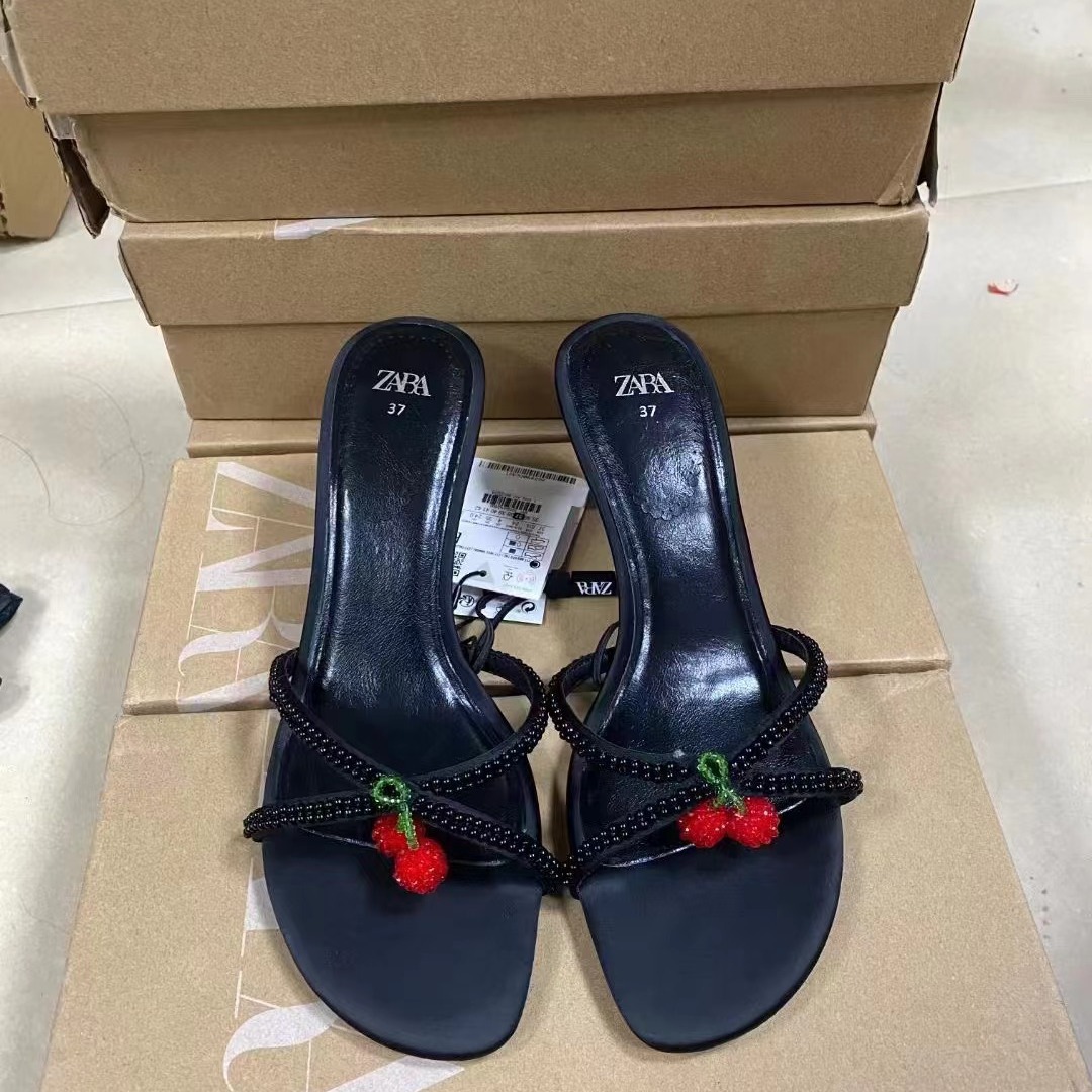 ZA2024 Summer New Fashionable High Heel Women's Shoes with Beaded Cherry Pendant Black Thin Heel and Open Toe Back Empty Women's Shoes