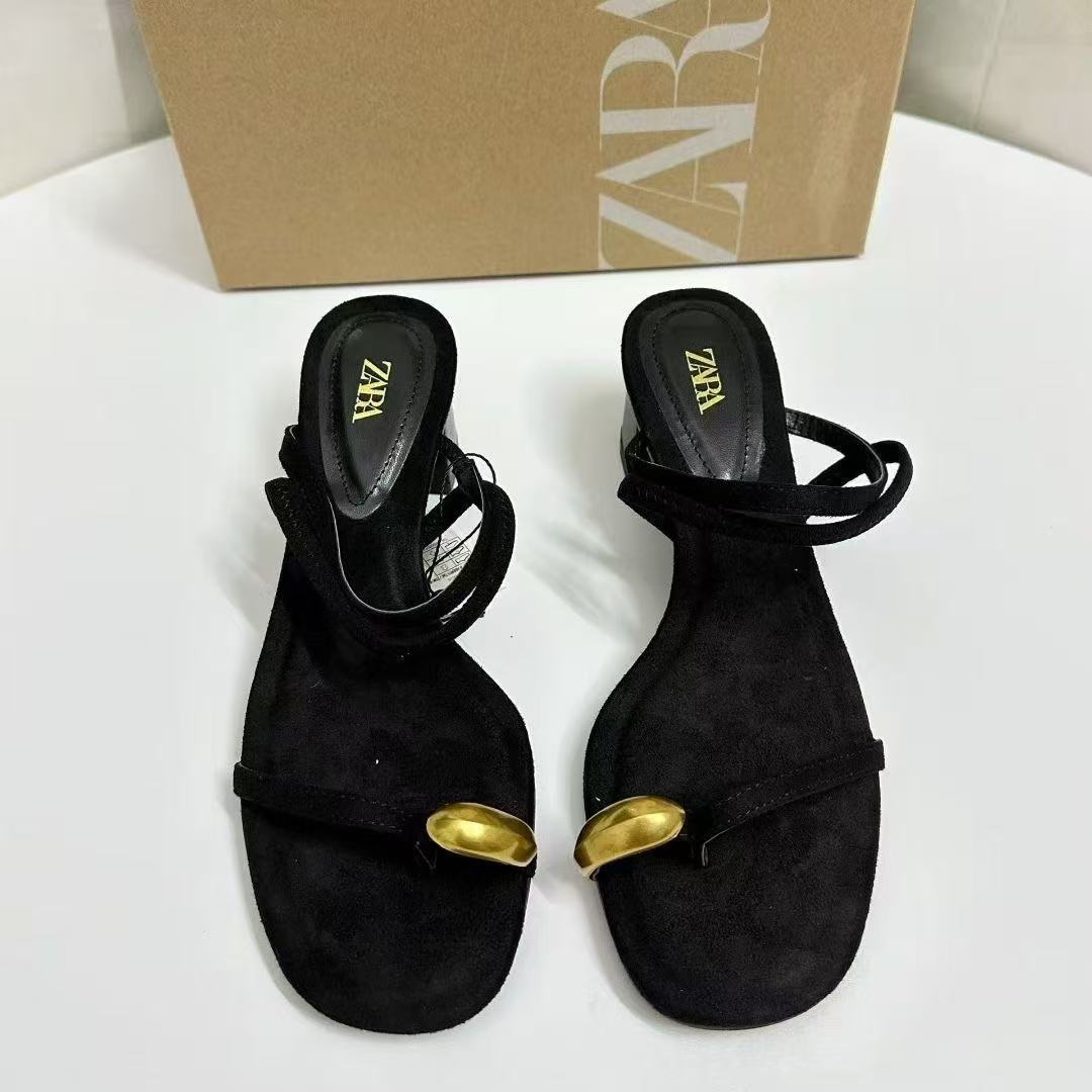 Za foreign trade women's shoes, metal one line strap clip toe thick heel high-heeled sandals, fashionable French style matching skirt, mid heeled high-heeled shoes