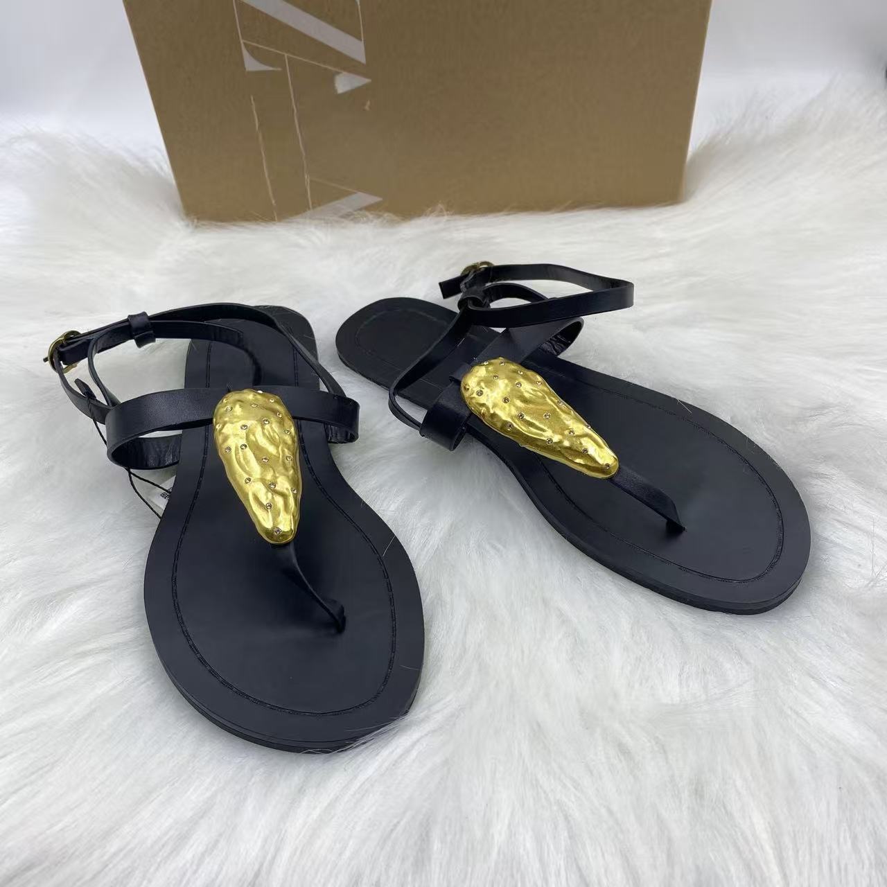 2025 New European and American Summer Fashion Clip Toe Sandals for Women's Flat Casual Roman Shoes