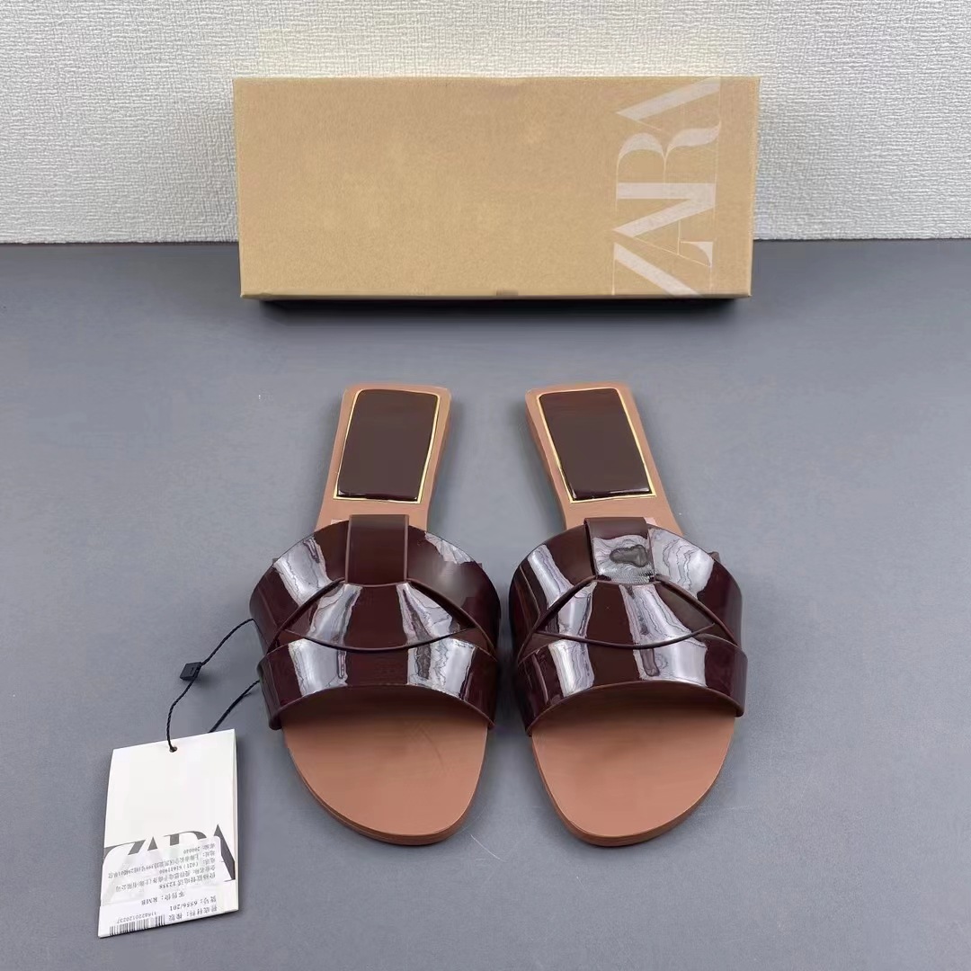 ZA2024 Summer New Round Head Flat Bottom One Line Shallow Mouth Irregular Flat Heel Fashion Versatile Cool Slippers for Women