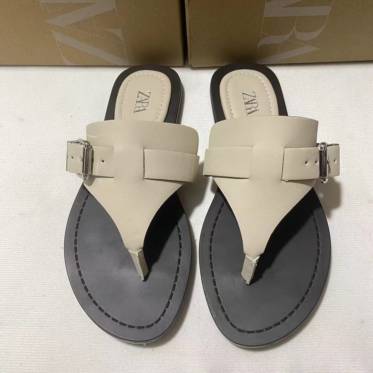 ZA 2024 Summer New Women's Shoes Flat Sandals Women's Pinch Foot External Sandals White Flip flops