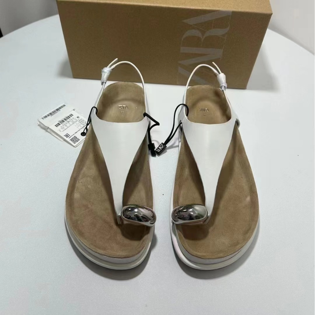 ZA New Product 2024 European and American Thick Bottom Round Head Shaped Bottom Angle Metal Buckle Shining Decoration Versatile Casual Sandals for Women