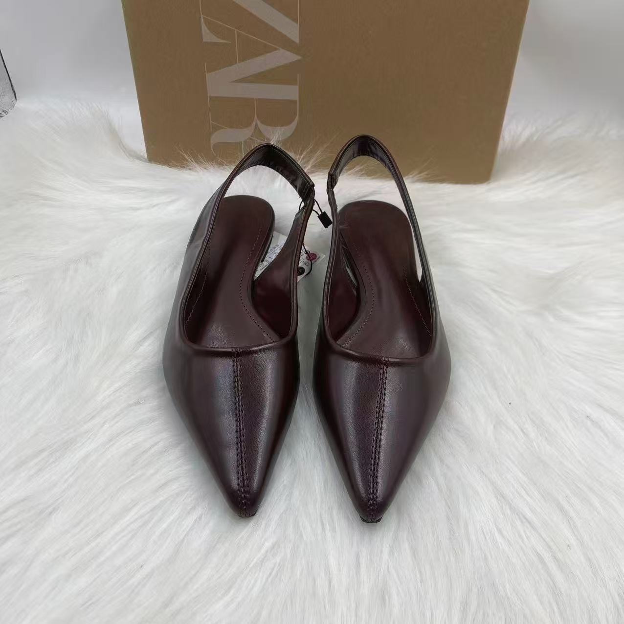 ZA2025 winter new imported wrinkled calf leather simple and comfortable small pointed toe toe flat shoes sandals for women