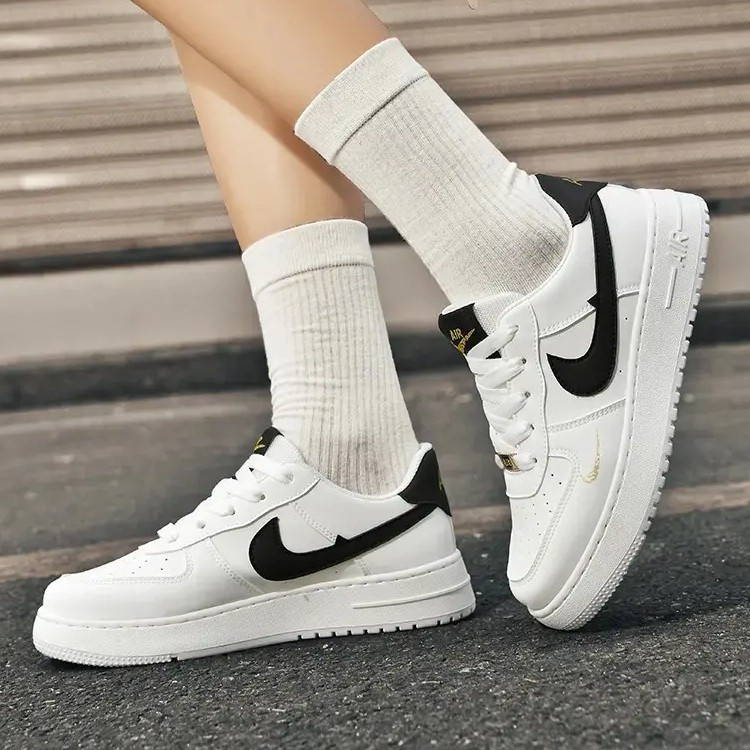 2025 Summer Top Putian Black and White Shoes Women's Low Top AJ Men's Shoes Board Shoes Casual Fashion English Student Sports Shoes 2025 Summer Top Putian Black and White Shoes Women's Low Top AJ Men's Shoes Board Shoes Casual Fashion English Student Sports Shoes