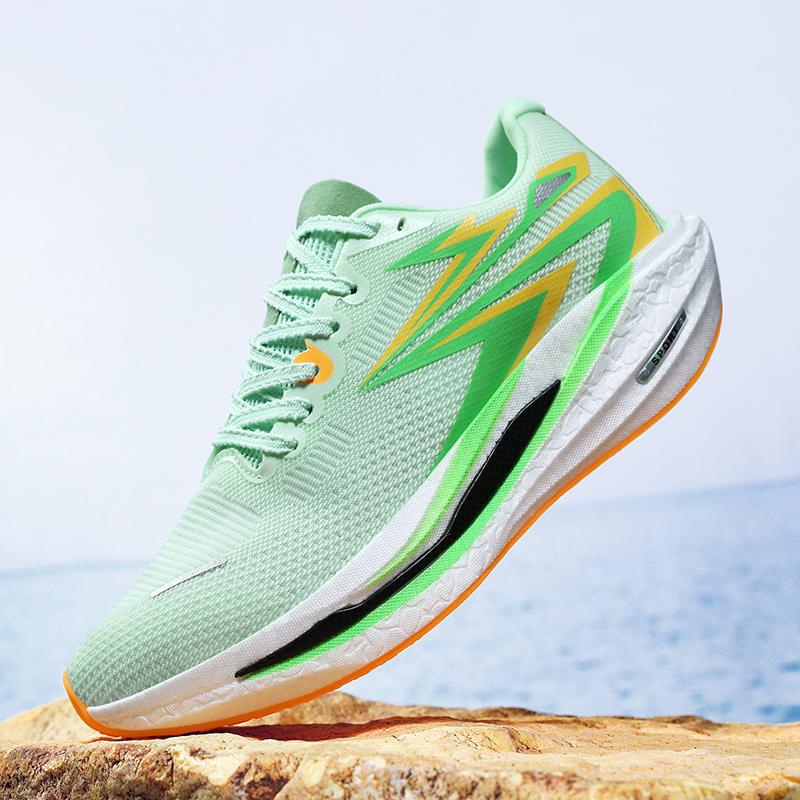 2025 new men's and women's running shoes professional marathon running trend versatile sports training shoes spot wholesale