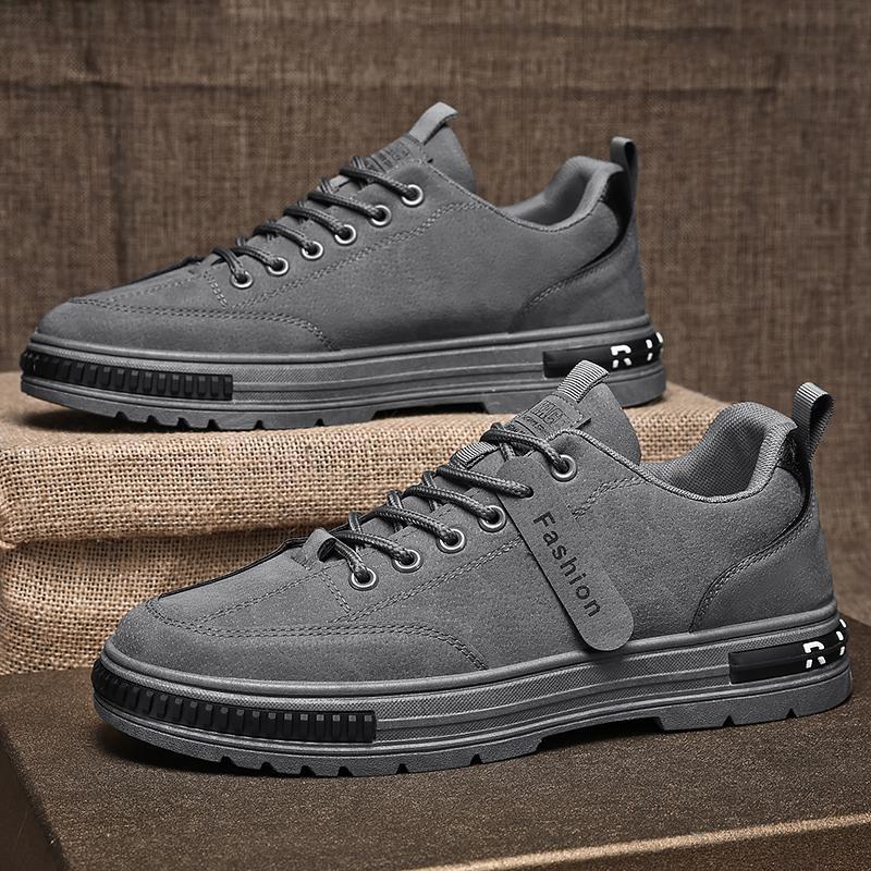 Men's shoes 2025 new autumn breathable versatile casual trendy shoes men's labor protection work lightweight sports board shoes