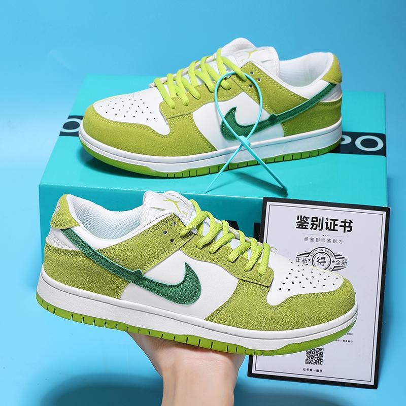 New cross-border 2025 four season low top board shoes for casual daily couples, men's and women's shoes, casual sports, white shoes wholesale