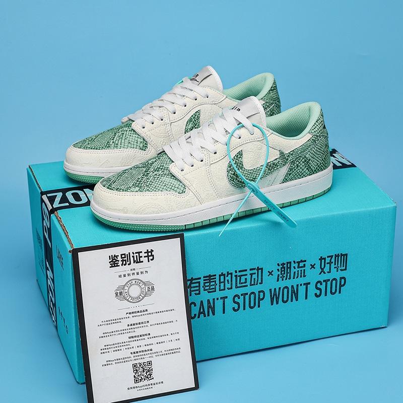 2025 Cross border AJ New Versatile Casual Men's and Women's Trendy Shoes Versatile White Shoes Sports Fashion Casual Board Shoes