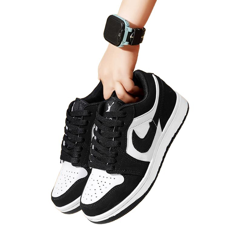 2025 Cross border Spot Men's and Women's Sports Low cut Board Shoes, Small White Shoes, Fashion Couple Leisure Sports, Student Shoes Wholesale 2025 Cross border Spot Men's and Women's Sports Low cut Board Shoes, Small White Shoes, Fashion Couple Leisure Sports, Student Shoes Wholesale