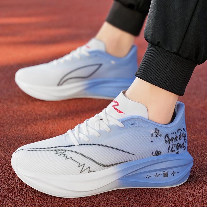 2025 New Spot Running Shoes for Men, Trendy, Versatile, Breathable, Leisure Training, Professional Competition, Sports Shoes Wholesale