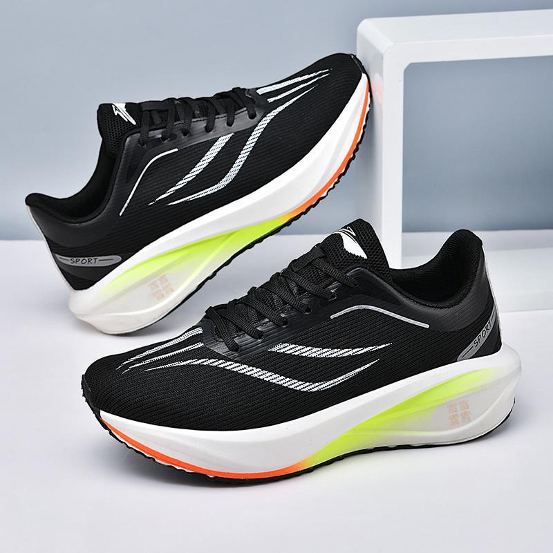 2025 Cross border Spring and Summer New Running Shoes Couple Style Sports Lace up Running Shoes Men's Style Mesh Breathable Sports Shoes