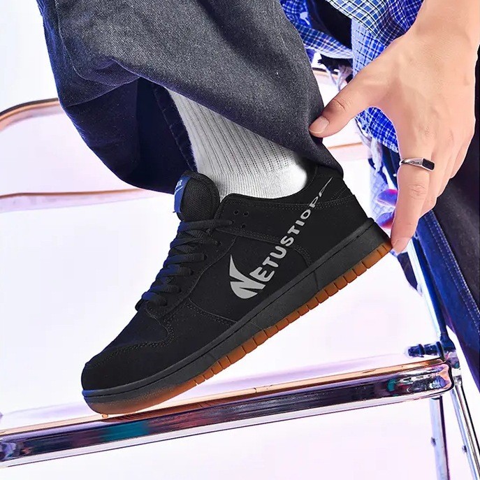 Black and White Panda Spring New Couple Board Shoes Trendy Fashion Versatile 2025 New Student Sports Shoes White Shoes Black and White Panda Spring New Couple Board Shoes Trendy Fashion Versatile 2025 New Student Sports Shoes White Shoes