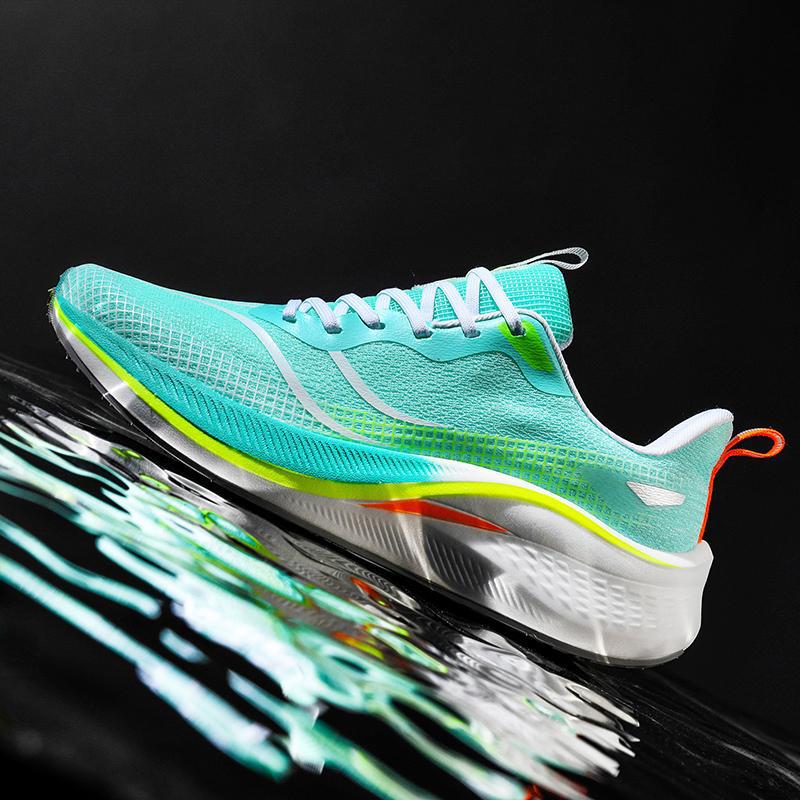 2025 new spring and summer running shoes for couples, lightweight sports shoes, anti slip shoes, breathable men's and women's youth sports shoes