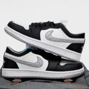 2025 Men's and Women's Summer New Running Shoes Men's Sports Shoes Men's Shoes Board Shoes Men's and Women's Fashion Versatile Sports Board Shoes 2025 Men's and Women's Summer New Running Shoes Men's Sports Shoes Men's Shoes Board Shoes Men's and Women's Fashion Versatile Sports Board Shoes