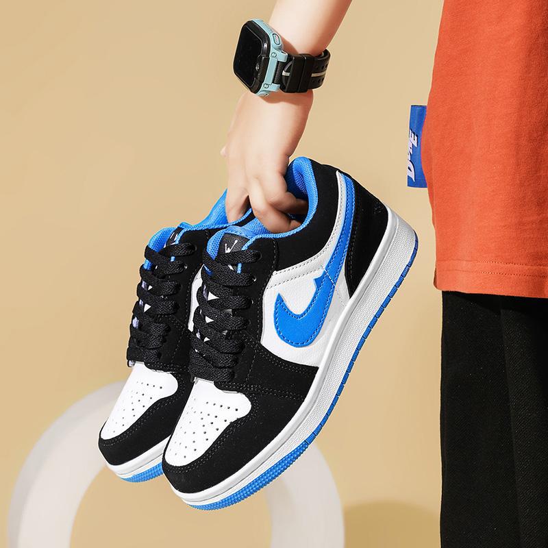 2025 Cross border Spot Men's and Women's Sports Low cut Board Shoes, Small White Shoes, Fashion Couple Leisure Sports, Student Shoes Wholesale 2025 Cross border Spot Men's and Women's Sports Low cut Board Shoes, Small White Shoes, Fashion Couple Leisure Sports, Student Shoes Wholesale