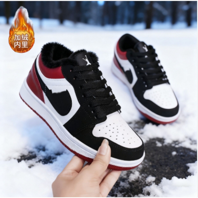 Cross border 2025 low top winter velvet warm cotton shoes for children, parent-child shoes for men and women, casual daily sports shoes wholesale