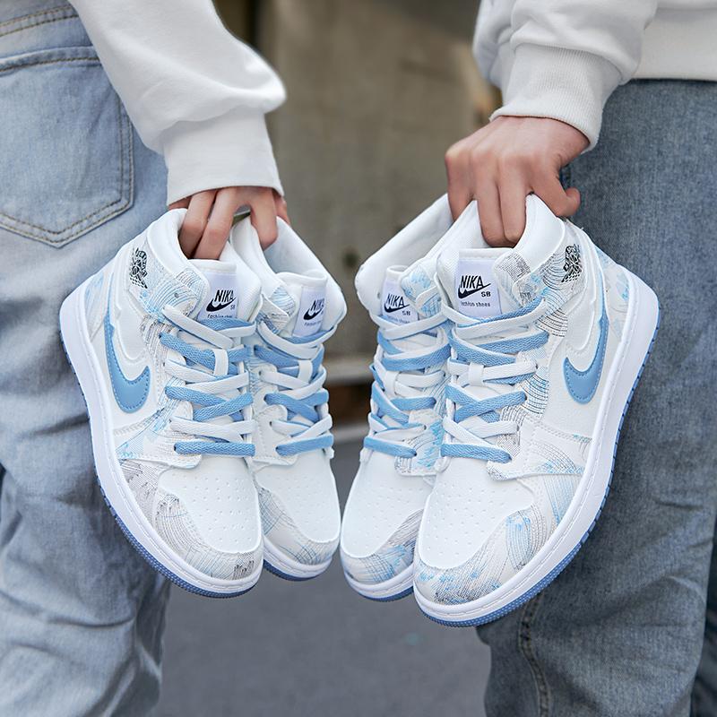 2025 new men's and women's shoes couple sports board shoes high top fashion versatile casual sports trend sports shoes wholesale