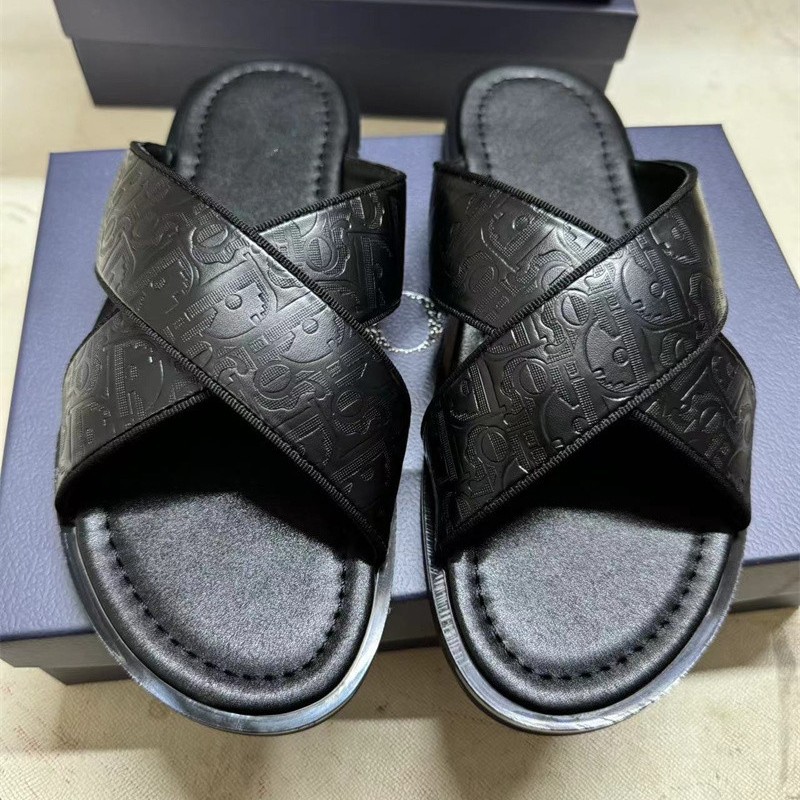 D-letter jacquard men's slippers high-quality outerwear summer cross-border Cambodia Phnom Penh Vietnam Nigeria sandals D-letter jacquard men's slippers high-quality outerwear summer cross-border Cambodia Phnom Penh Vietnam Nigeria sandals