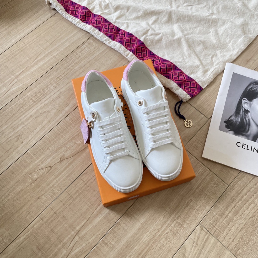 2024 New Casual Sports Versatile Little White Shoes Couple Board Shoes Full Printing Color Stereoscopic Embroidered Network Red Leisure 2024 New Casual Sports Versatile Little White Shoes Couple Board Shoes Full Printing Color Stereoscopic Embroidered Network Red Leisure