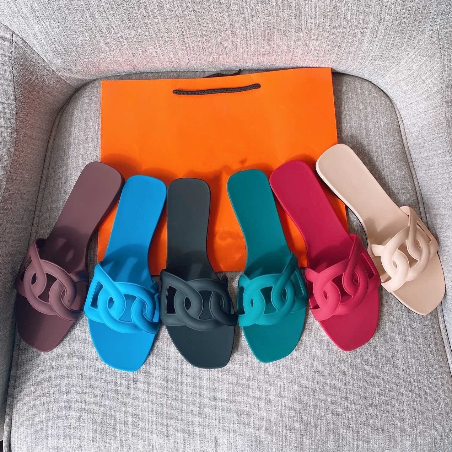 European and American style new internet celebrity pig nose mop PVC jelly shoes anti slip beach flat slippers large size one word H-mop