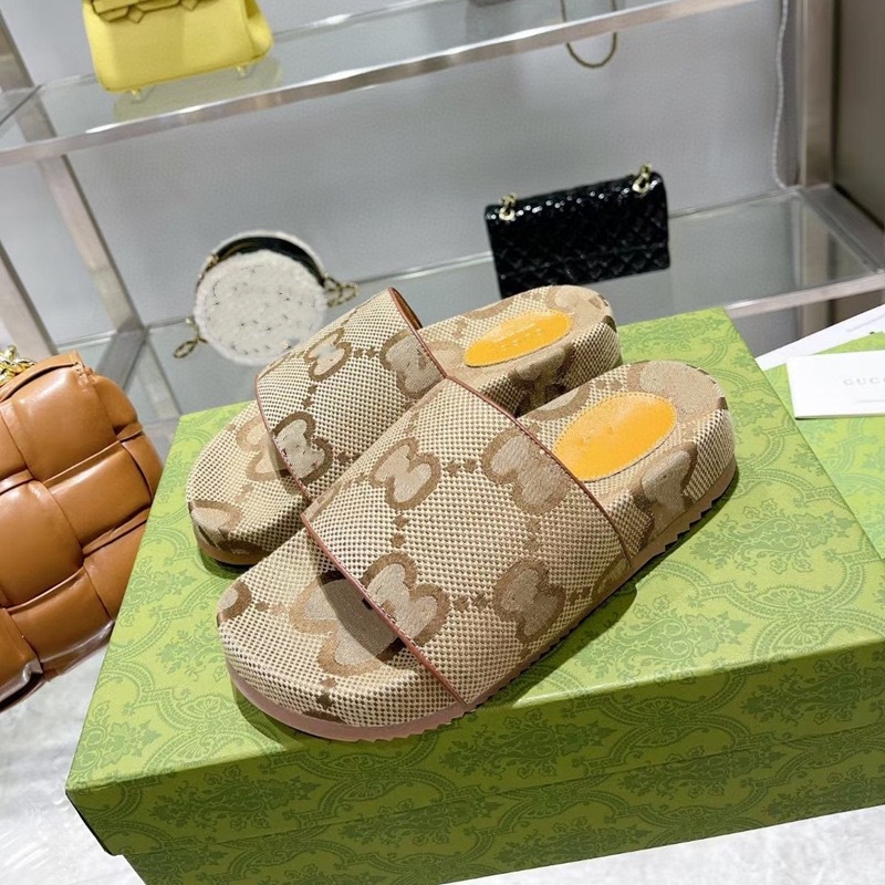 G Home Thick soled Embroidered Slippers 2022 New Type One Word Outer Flat Flat Sponge Cake Shoes for Casual Height Increase Couple Letter Shoes G Home Thick soled Embroidered Slippers 2022 New Type One Word Outer Flat Flat Sponge Cake Shoes for Casual Height Increase Couple Letter Shoes