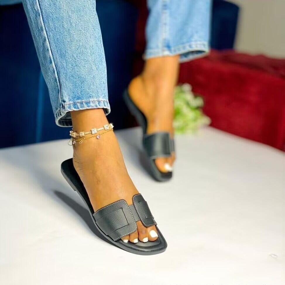 Amazon cross-border hot selling European and American plus size flat shoes summer daily casual wear women's slippers slippers