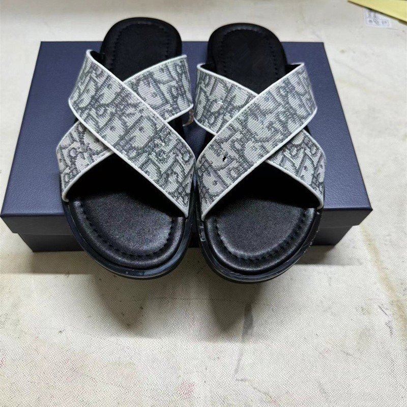 D-letter jacquard men's slippers high-quality outerwear summer cross-border Cambodia Phnom Penh Vietnam Nigeria sandals