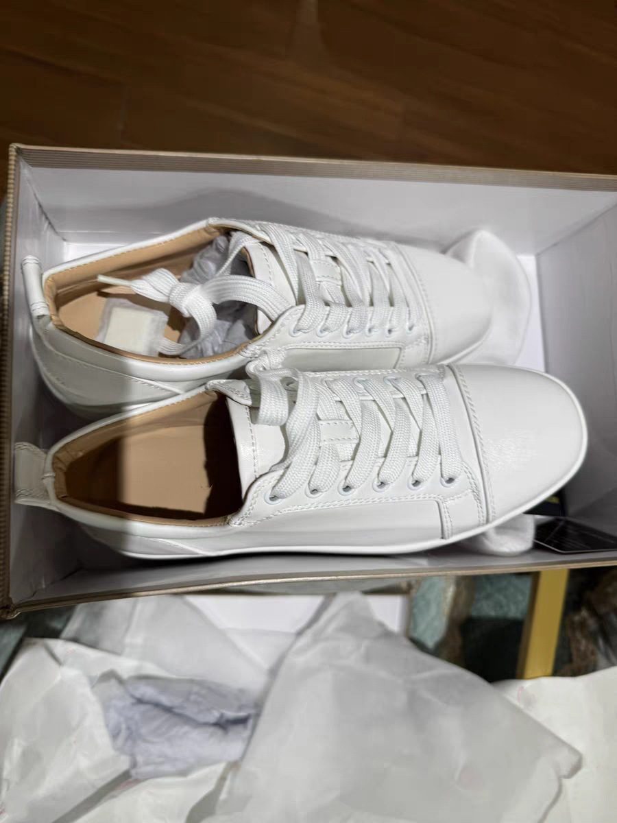 European Station CL Men's Shoes Riveted Red Bottom Shoes Trendy Flat Bottom Breathable Liuding Men's Leather Casual Trendy Brand European Goods European Station CL Men's Shoes Riveted Red Bottom Shoes Trendy Flat Bottom Breathable Liuding Men's Leather Casual Trendy Brand European Goods